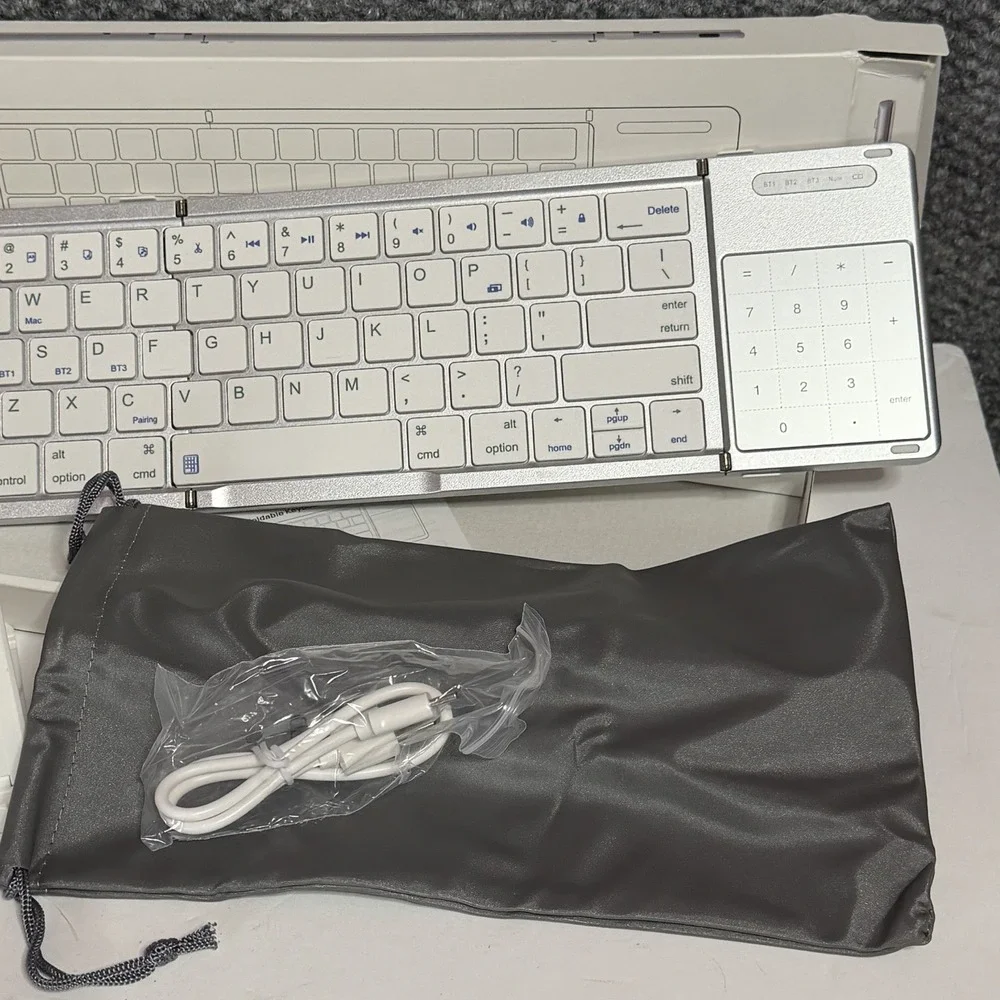 SODI Wireless Foldable Keyboard compatible with macOS, iOS, Windows, and Android